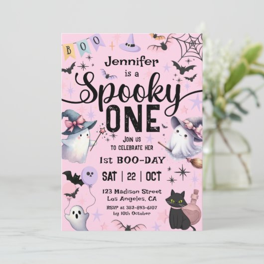 1つの不気味幽霊ハロウィーン1st誕生日ガールカワイイ 招待状 (スタンド正面)