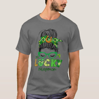 1つの幸運な継母メッシーバンセントパトリックの日 Tシャツ