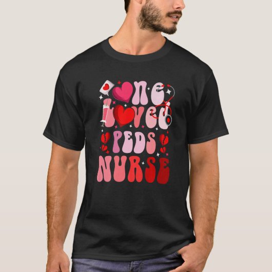 1つの愛されたPETナースハート小児ナース価 Tシャツ (正面)