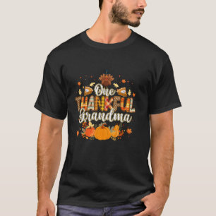 1つの感謝のおばあちゃん紅葉秋おばあちゃんTh Tシャツ
