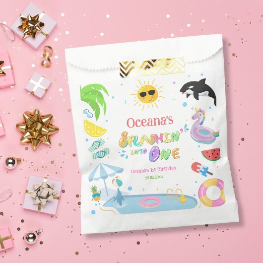 1つの最初の誕生日プールパーティーへのスプラシン フェイバーバッグ