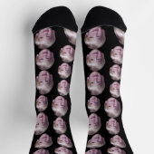 1つの浮動ヘッドフォトを追加 – ランダムパターンブラック ソックス (上部)