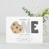 1つの甘いクッキーのミルクとクッキー最初の誕生日 招待状 (スタンド正面)