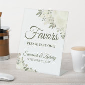 1つの白いボホエレガントフローラを取結婚る 台座サイン (インサイチュ)