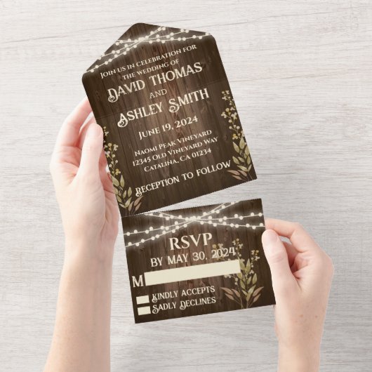 1つの素朴結婚式の招待で全員の木材 オールインワン招待状 (貼ってはがせる)