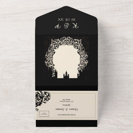 1つの結婚式の招待でカスタマイズ可能なゴシック オールインワン招待状 (外側)