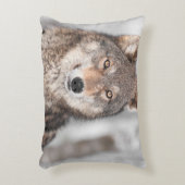 1つの耳の背部を持つオオカミ(イヌ属ループス) アクセントクッション (正面(垂直))