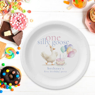1つの間抜けガチョウ名の日付最初の誕生日 ペーパープレート