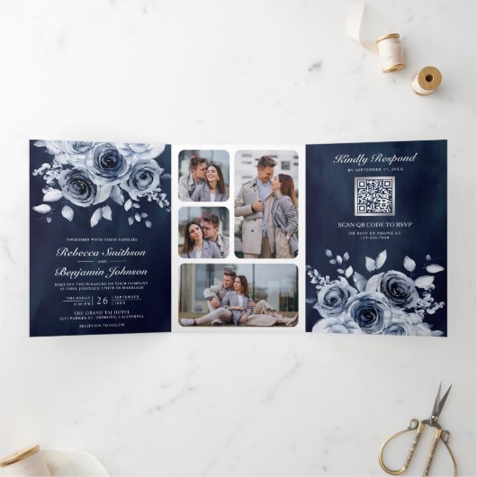 1つのQRコードNavy'sでほこりっぽい青いフローラ結婚すべて 三つ折り招待状 (内部)