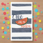 1つメロンの最初のバースデーブルーストライプの男の赤ちゃん