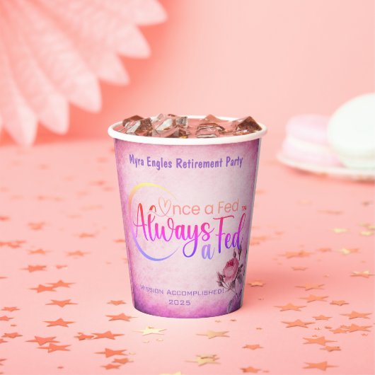 1つ食べ物を与えのA、常にA食べ物を与え – マッチングカップ(Pink with) 紙コップ (インサイチュ)