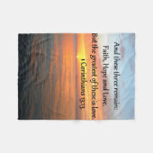 1コリント13:13日の出の写真 フリースブランケット (正面(横))