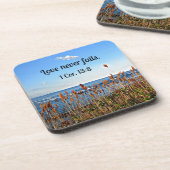 1コリント13:8愛は決して失敗しない。 コースター (左側)