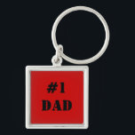 #1パパキーチェーン キーホルダー<br><div class="desc">私祝たちの「#1パパ」でパパの偉大さSquare Premium Metal Key Chain!このスタイリッシュ耐久性の高いキーチェーンは、彼が彼の鍵を掴むたびに彼がいかに特別であるかを彼に思い出させるよう設計されている。磨き上げ高品質仕上げの金属で作らお洒落れ、実用的なアクセサリーと心のこもったキーホルダーの両方である。#1パパはっきりしたデザインは、そのクリーンなラインとクラシックスタイルで際立っており、誰の父も大切にする永遠の贈り物である。父の日、彼の誕生日、または単に、このキーチェーンは彼の重要性と彼のために持っている愛を毎日思い出させる。鍵の特徴：デザイン:「#1パパ」付き四角エレガント形touch素材：耐久性とスタイルのプレミアムメタル運サイズ：コンパクトで簡単な仕上げ与え：洗練された外観とパパを実現しお洒落て、実用性と個人を組み合わせた贈り物をし、どこに行ってもあなたの鑑賞の一部をを磨かせ。このキーチェーンは、単なるアクセサリーではなく、あなたの愛と賞賛の象徴である。</div>