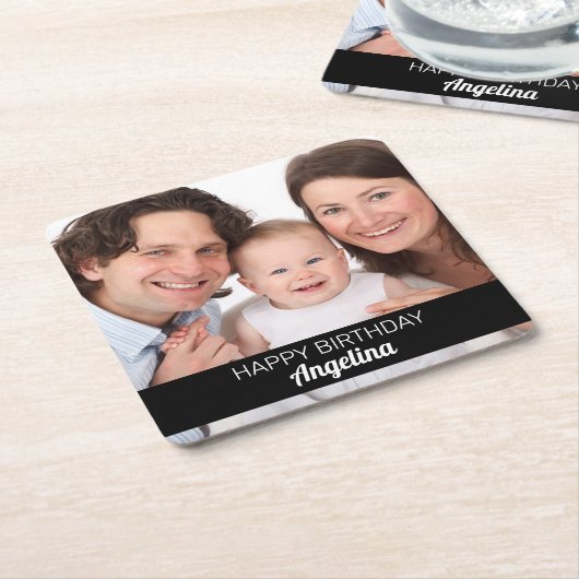 1パーソナライズされた枚のフォトハッピーバースデーの追加名 スクエアペーパーコースター (アングル)
