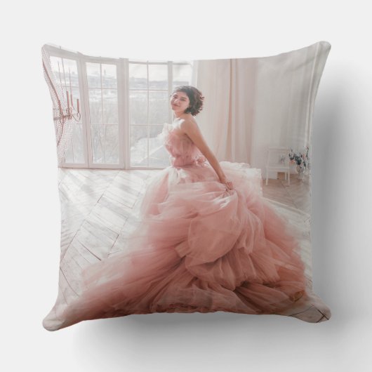 1フォトキンセアニラ赤面ピンク&金ゴールドキープサケ クッション (裏面)