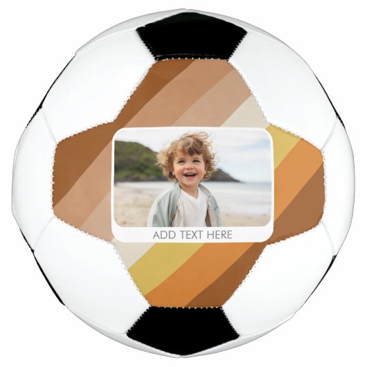 1フォトコラージュ – 文字-レトロストライプの暖色 サッカーボール (正面)