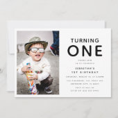 1モダン歳ミニマル誕生日フォトバースデーパーティー 招待状 (正面)