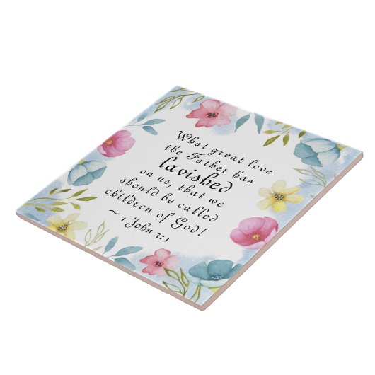 1ヨハネ3:1素晴らしは父が私たちに惜しみなく与えた タイル (側面)