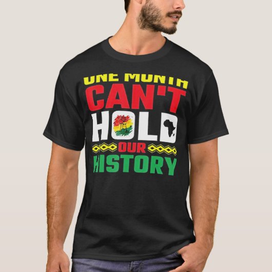 1ヶ月では歴史を持ち越すアパレルアフリカM Tシャツ (正面)
