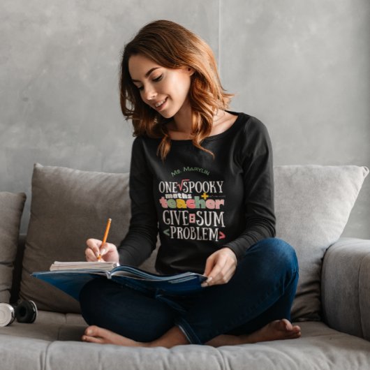 1不気味な数学の先生カスタマイズ可能なハロウィーン Tシャツ