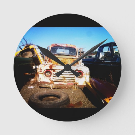 1人のがらくたもう一人の人の宝物 ラウンド壁時計 (正面)