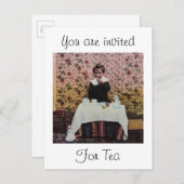 1人のヴィンテージのビクトリアンで小さい男の子のための茶時間 インビテーションポストカード (正面/裏面)