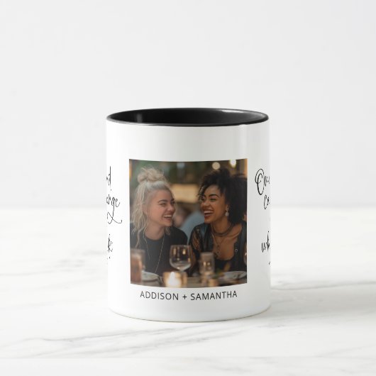 1人の友人があなたの人生の写真を変えることができる マグカップ (中央)
