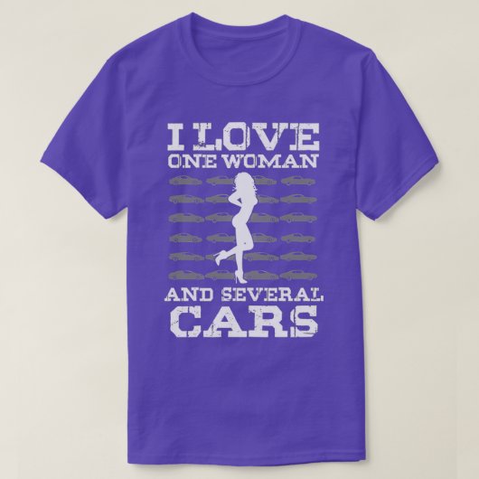1人の女性と車のTシャツクラシックが大好き Tシャツ (デザイン正面)