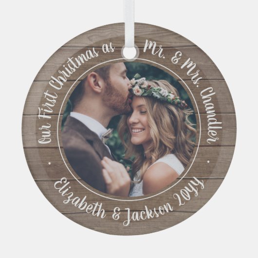 1写真ミセス・初めてのクリスマス・ウフェイクィード ガラスオーナメント (正面)