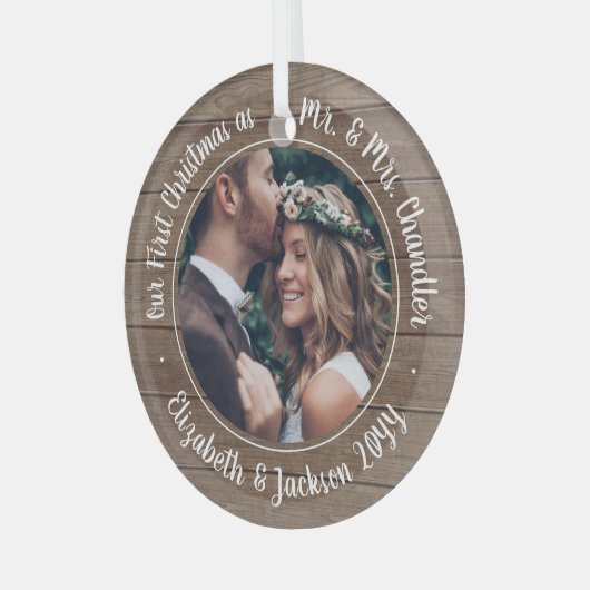 1写真ミセス・初めてのクリスマス・ウフェイクィード ガラスオーナメント (正面左)