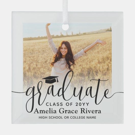 1写真卒業エレガントブラックスクリプトクラス年 ガラスオーナメント (正面)
