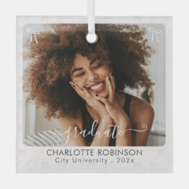 1写真卒業ピンクの弓の背景 ガラスオーナメント