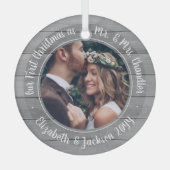 1写真：ミセス・初めてのクリスマス・グレイフェイク・ウッド ガラスオーナメント (正面)