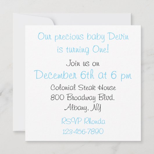 1匹の誕生日の招待状を回している男の子の一見 招待状 (裏面)