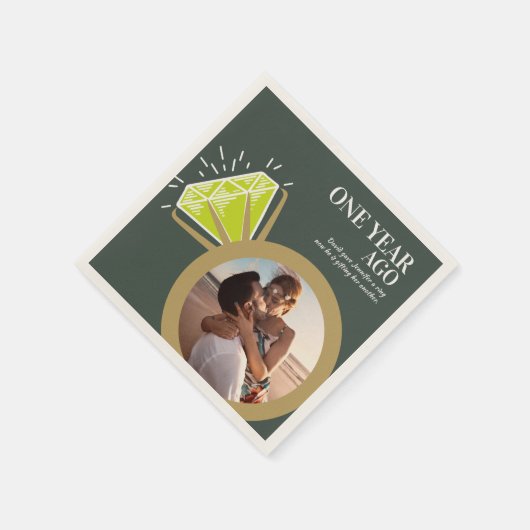 1周年記念パーティーペリドットリングフォトグリーン スタンダードカクテルナプキン (角)