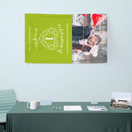 1周年記念ペリドットハートパーソナライズされた写真 横断幕 (トレードショー)