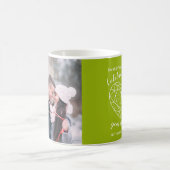 1周年記念緑のペリドットカスタムハート写真 コーヒーマグカップ (中央)