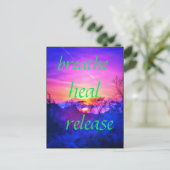 1呼吸ヒールのピンク色の夕焼きポストカード ポストカード (スタンド正面)