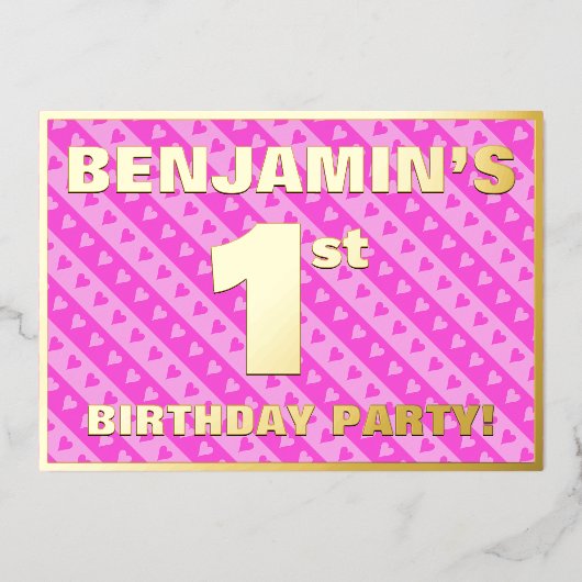 1回目の誕生日パーティー—おもしろいピンクのハートとストライプ 箔招待状 (正面)
