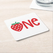 1回目の誕生日ワンイチゴ スクエアペーパーコースター (アングル)