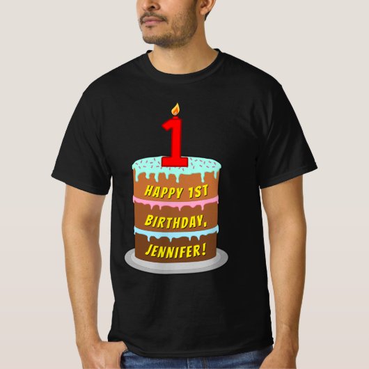 1回目の誕生日 – おもしろいケーキ&キャンドル、名前をカスタムする付き Tシャツ (正面)