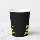 1回目の誕生日:カラフル、おもしろい、エキサイティング、虹1 紙コップ (左)