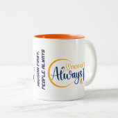 1回食べ物を与え必ず食べ物を与えA ツートーンマグカップ (正面右)