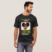 1学年の今日Hbcu明日の歴史的な黒C Tシャツ (正面フル)