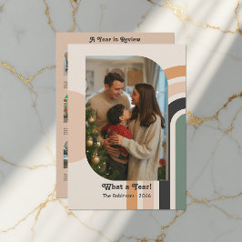 1年を振り返る 12枚の写真コラージュ レトロなホリデー シーズンカード