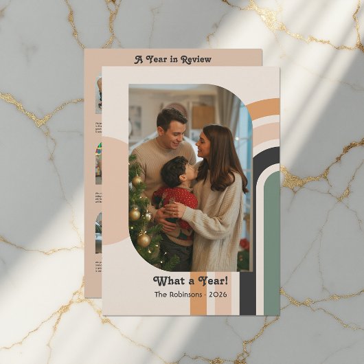 1年を振り返る 12枚の写真コラージュ レトロなホリデー シーズンカード