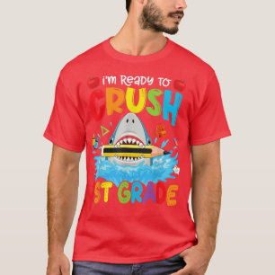 1年生のサメ少年のおもしろい子供を押し戻す準備ができて Tシャツ