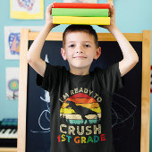 1年生のレトロ恐竜を粉砕する準備ができている Tシャツ