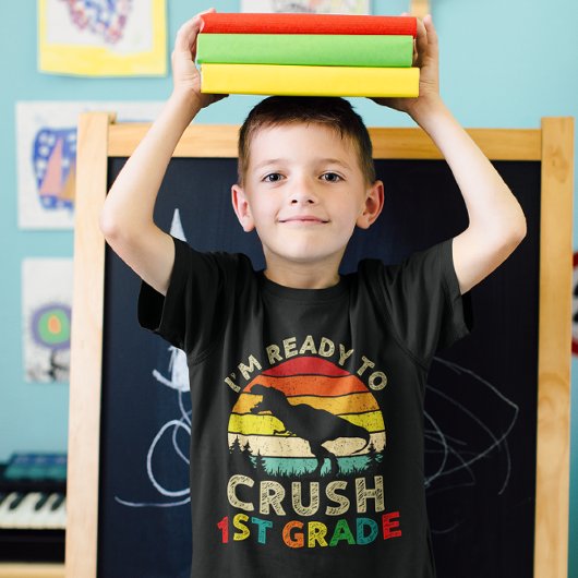 1年生のレトロ恐竜を粉砕する準備ができている Tシャツ